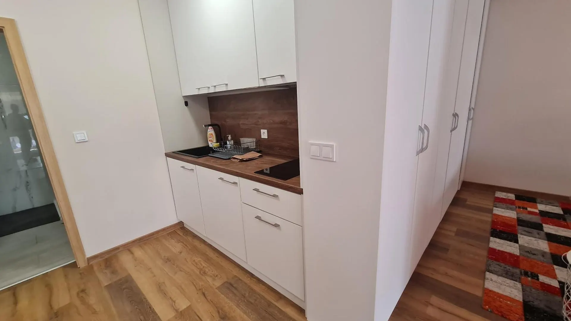 Maty Studios Varna 0*,