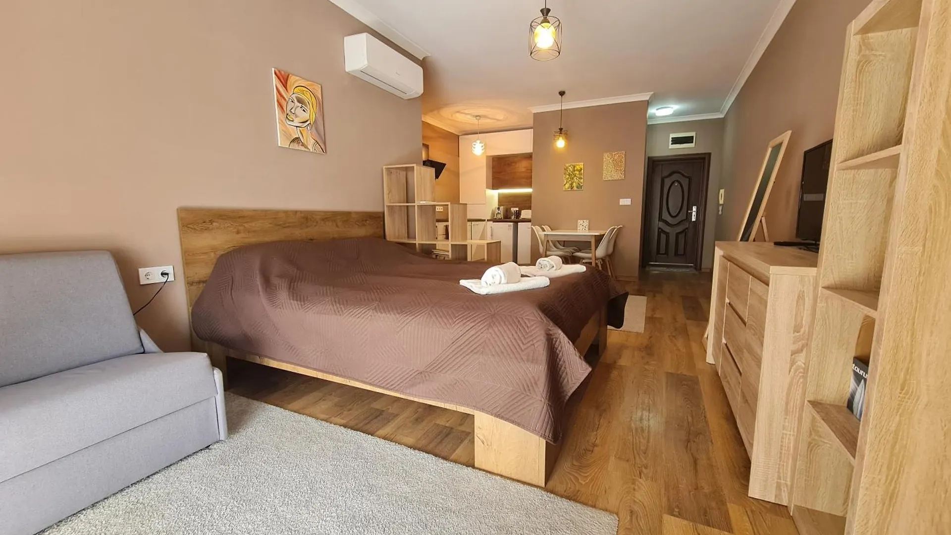 Maty Studios Varna Apartment